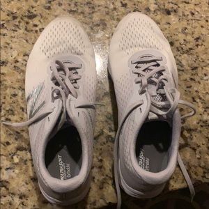 new balance shoes NEW